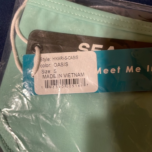 Jolyn Clothing Hikari top - Picture 2 of 5